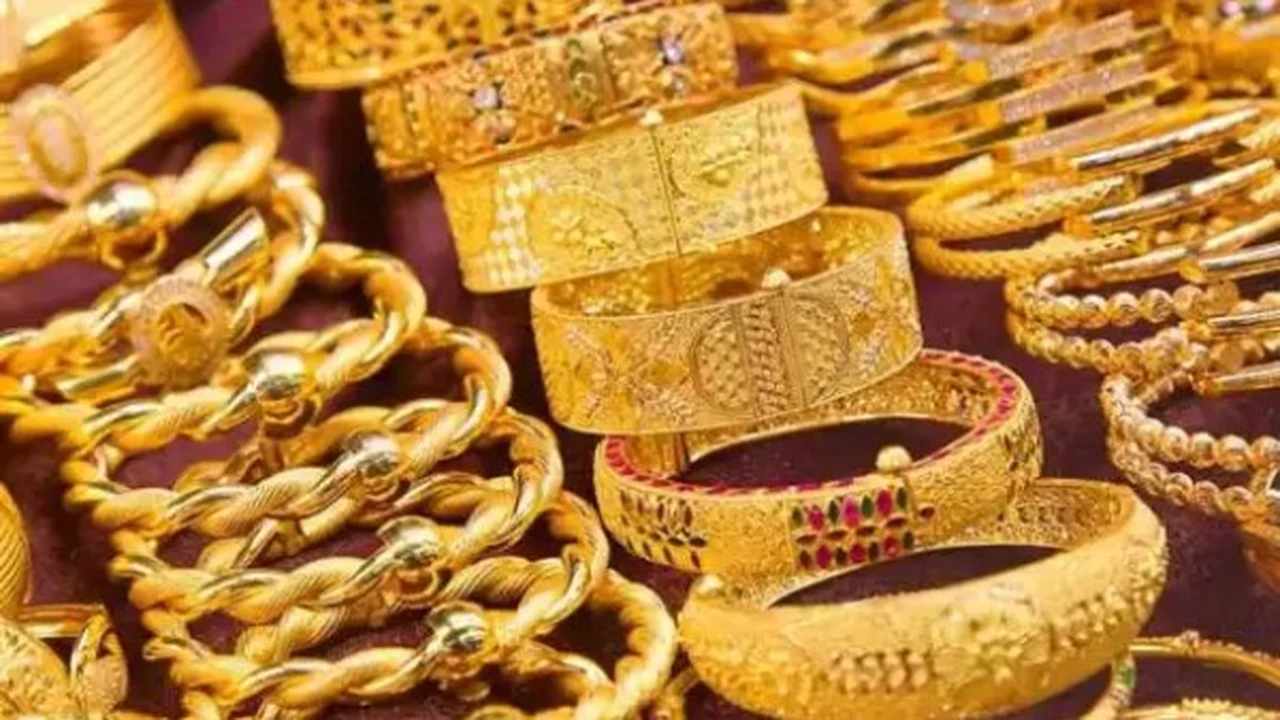 تغيرات سعر الجنيه الذهب في الأسواق المصرية خلال تعاملات يوم الثلاثاء الموافق 17-2-2026